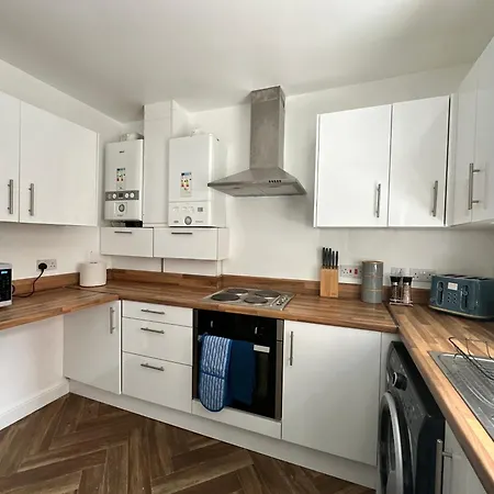 Daisybank Co-Living - Private Room Self-Cater Manchester Esterno foto