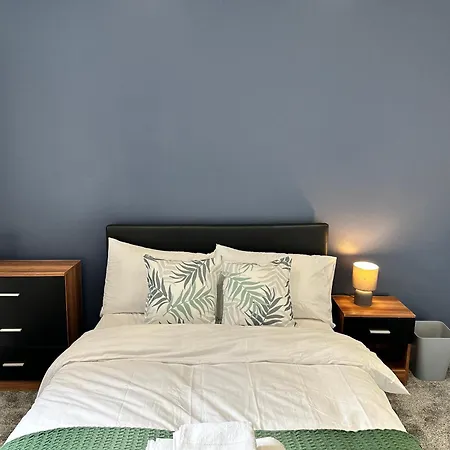 Daisybank Co-Living - Private Room Self-Cater Manchester Esterno foto