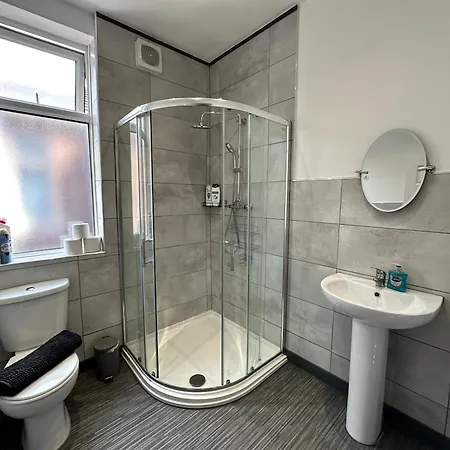 Daisybank Co-Living - Private Room Self-Cater Manchester Esterno foto